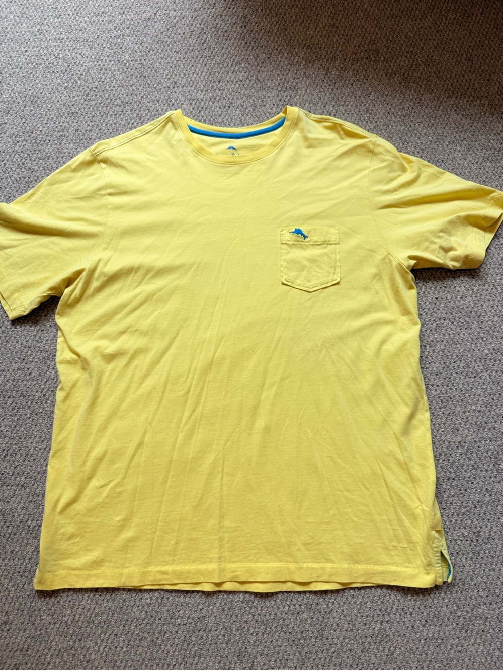 Tommy Bahama Short-Sleeve Crew Pocket Tee in Yellow